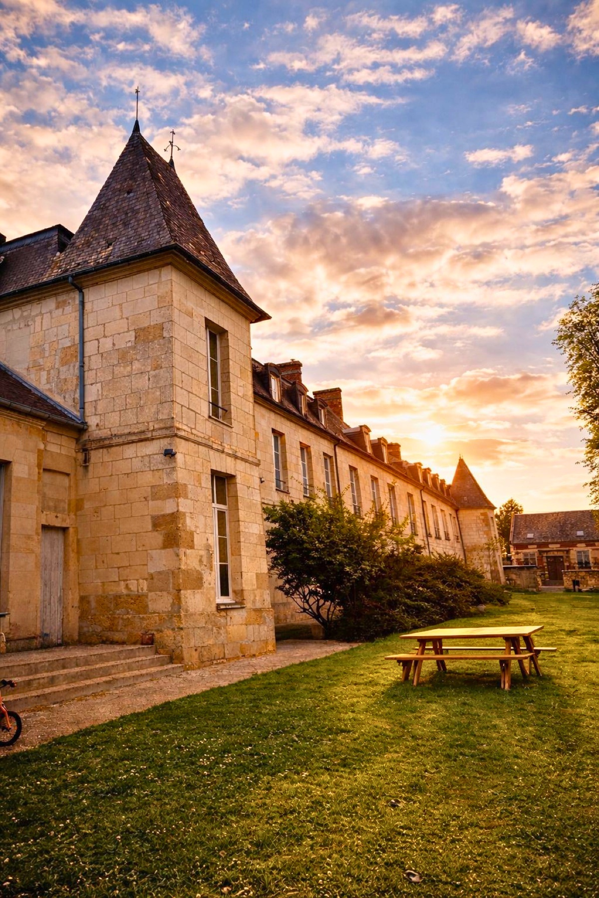 Château de Ravenel au calme pour une retraite d'écriture château proche Paris